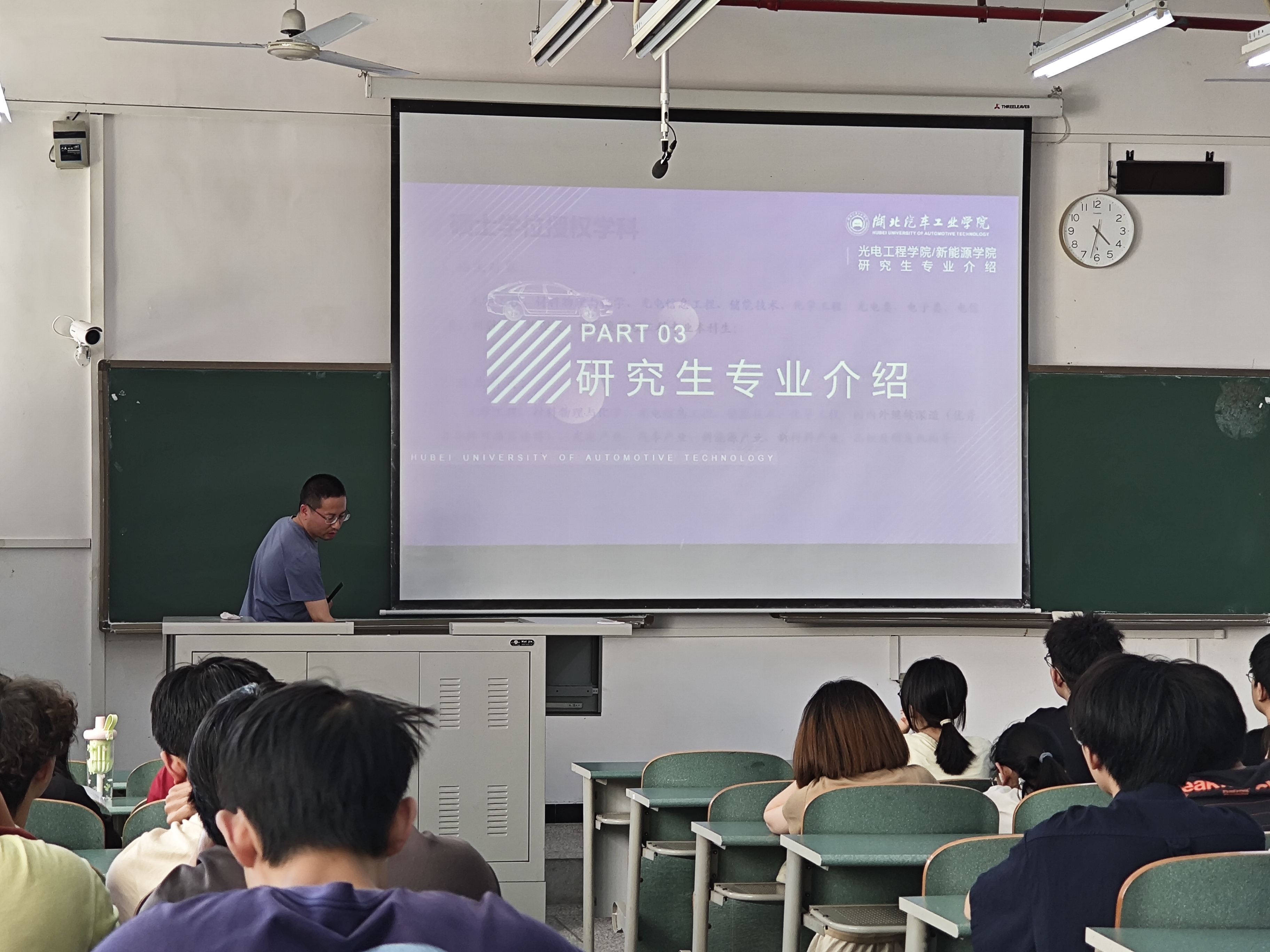 a5d3553a67f74b6bfa564278249ea2fc.jpg